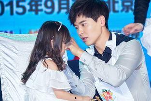 闪亮爸爸静蕾家庭背景,揭秘明星家庭的温馨故事